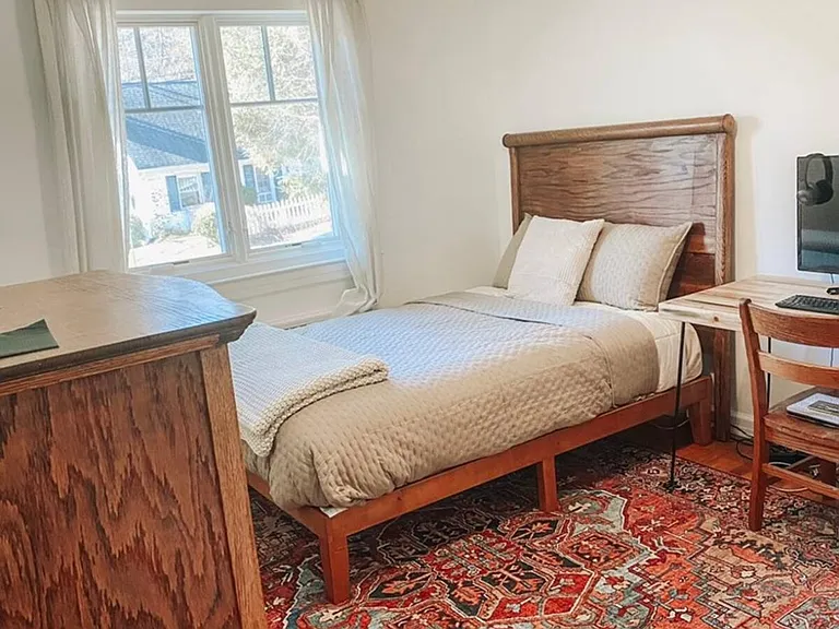 2nd Bedroom with full sized bed