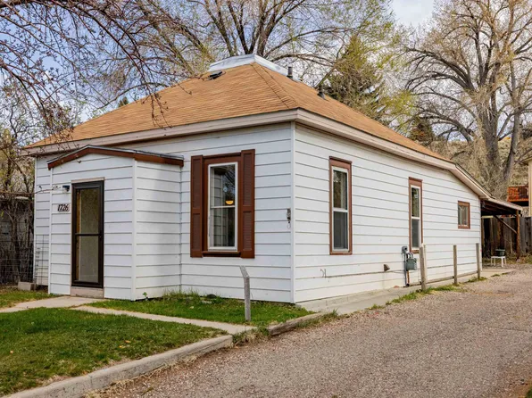 1726 Alger Ave, Cody, WY 82414