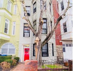 138 6th St NE APT 2, Washington, DC 20002