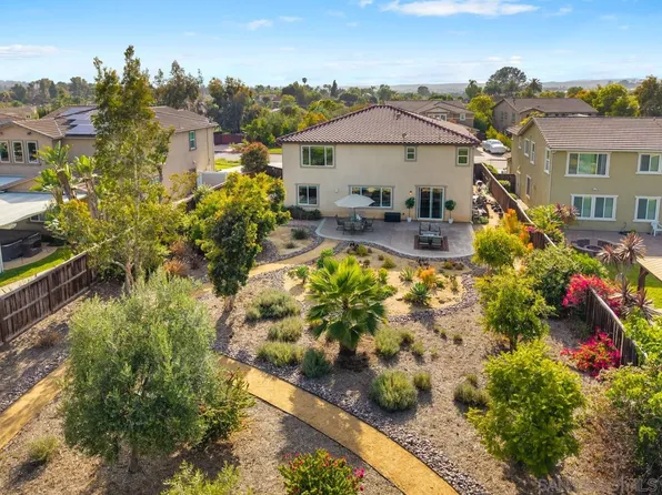 5510 Lipizzaner Cir, Oceanside, CA 92057