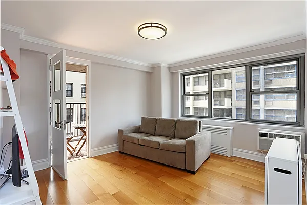 Rented by Corcoran | media 3