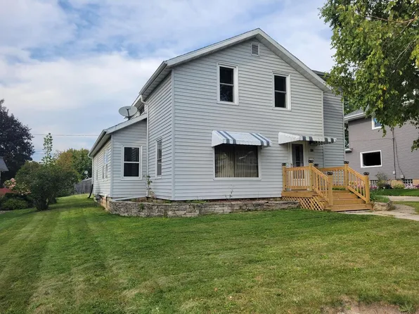 812 East Walnut STREET, Horicon, WI 53032