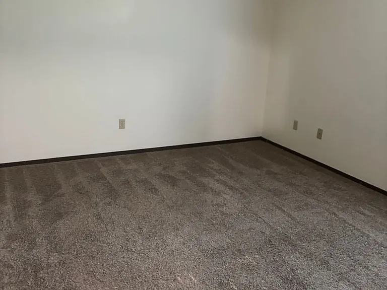 580 Knowlton St #101-204 — Photo 15