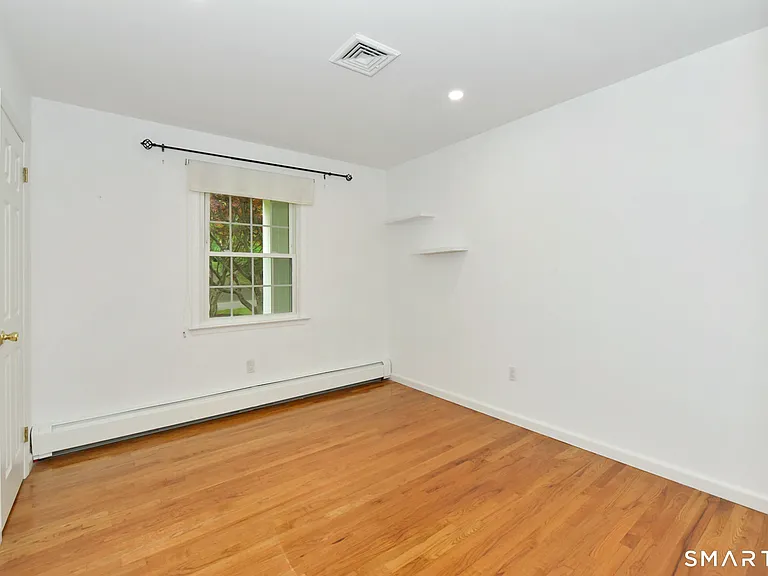 17 Grey Hollow Rd — Photo 22