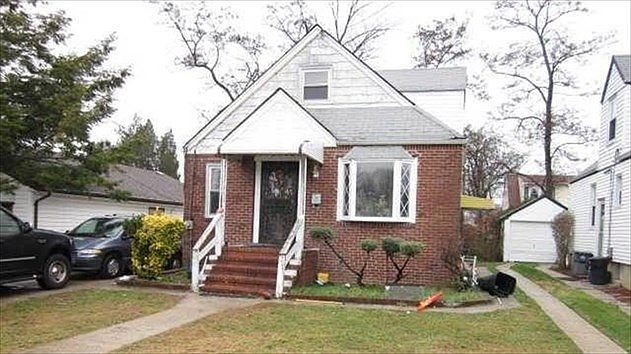 1st image of 73 Harriet Ave