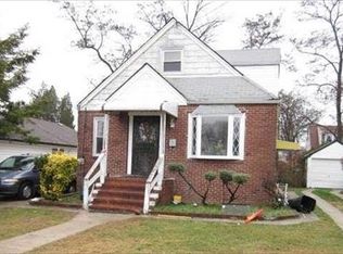 73 Harriet Ave, Hempstead, NY 11550