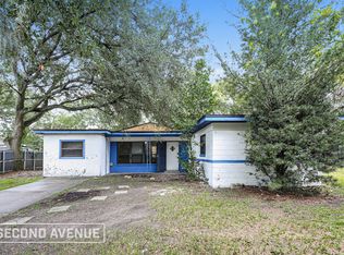 2327 Looking Glass Ln, Jacksonville, FL 32210