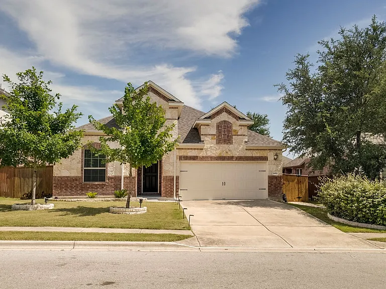 4424 Trinity Woods St — Photo 2
