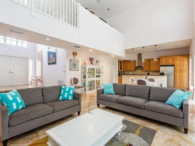 2999 Banyan Rd — Photo 6