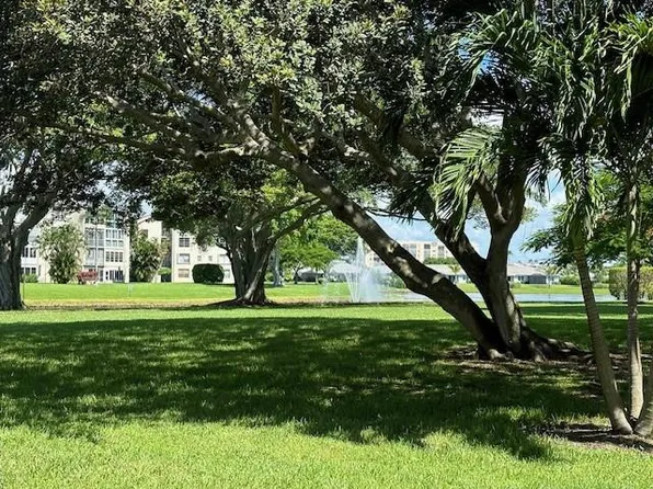14721 Bonaire Boulevard #203, Delray Beach, FL 33446