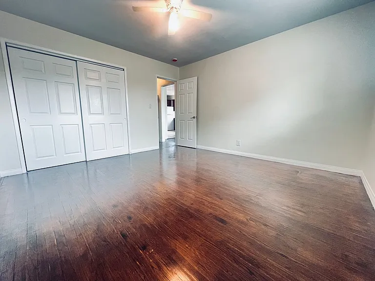 Escondido Historic Neighborhood 2 Bedroom 1 Bath Home — Photo 10