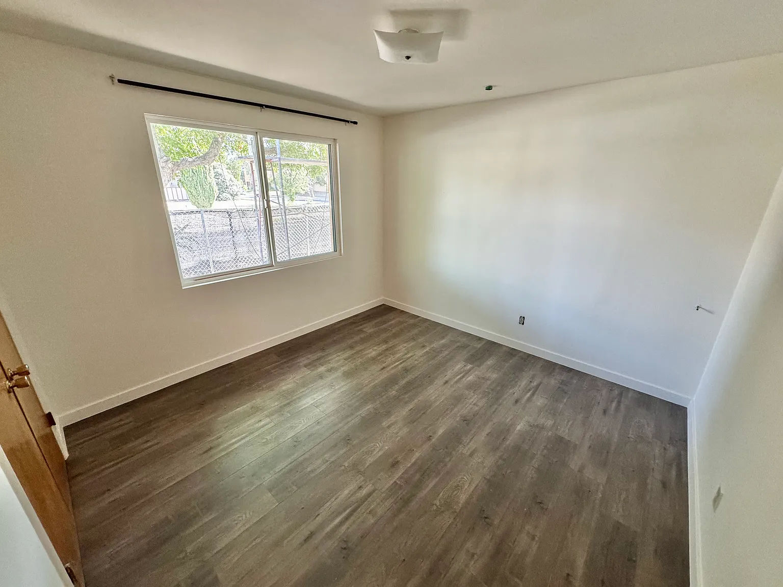 4 bed, 1679 sqft, $3,500 — Photo 3