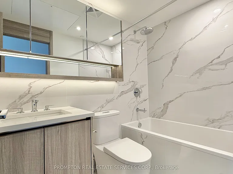 18 Esther Shiner Blvd #3503 — Photo 5
