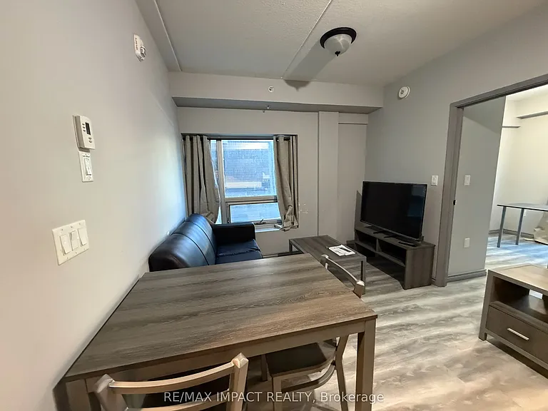 275 Larch St #B04 — Photo 5