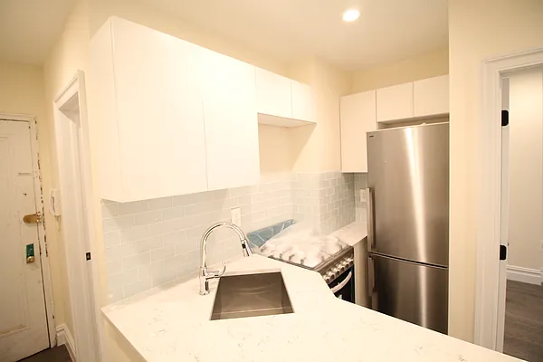 Rented by First Elite Management Corp. | media 9