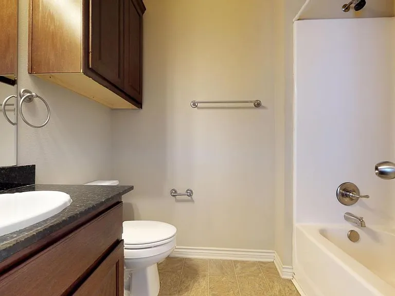146 Forest Dr — Photo 23