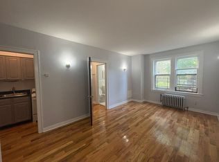 917 Eastwood LLC, Chicago, IL 60640