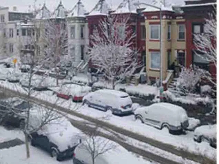 37 R St NW — Photo 14