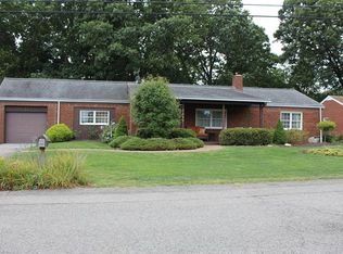 5207 Glenwall Dr, Aliquippa, PA 15001