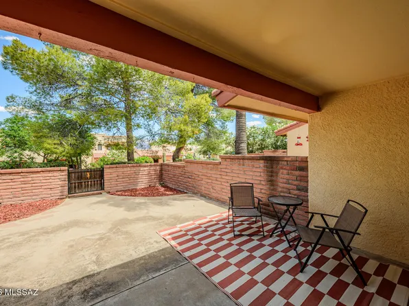 10127 E Arizmo St, Tucson, AZ 85748
