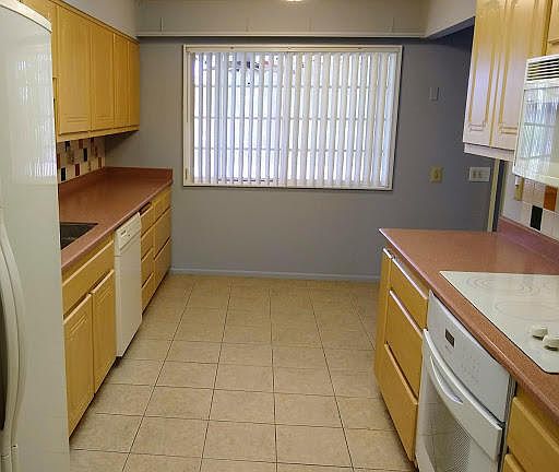 4th image of 18629 N Kiva Dr