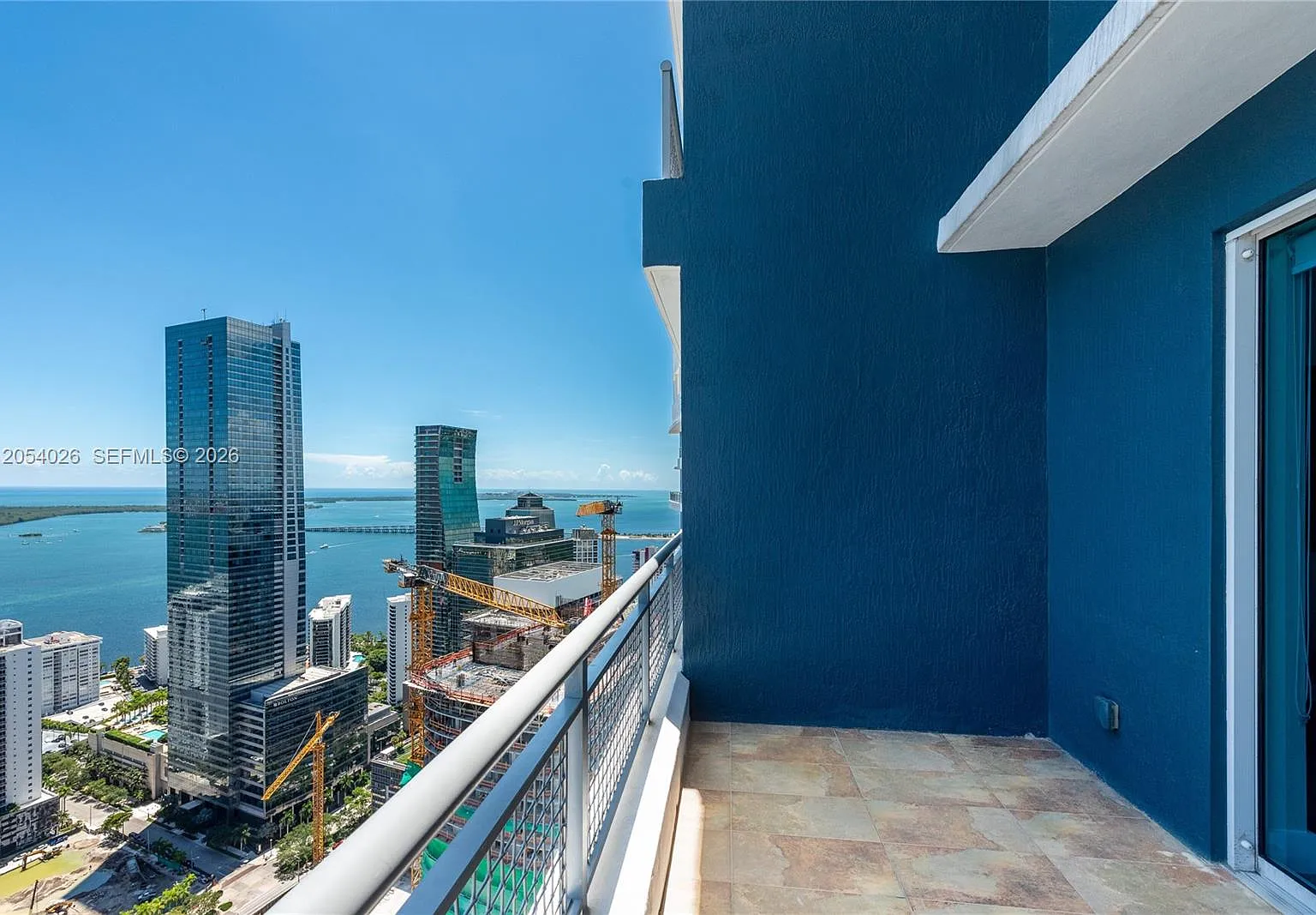 Infinity At Brickell Cond — Photo 2
