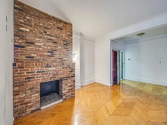 Rented by Jonis Realty | media 2