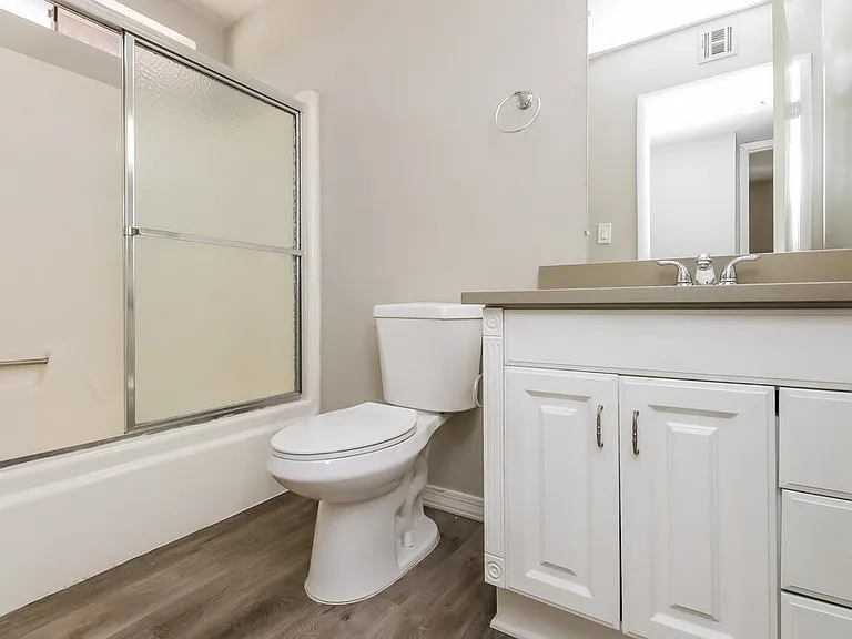 2633 W Monte Ave — Photo 15