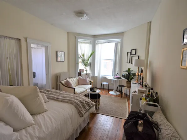 24 Hemenway St #1, Boston, MA 02115