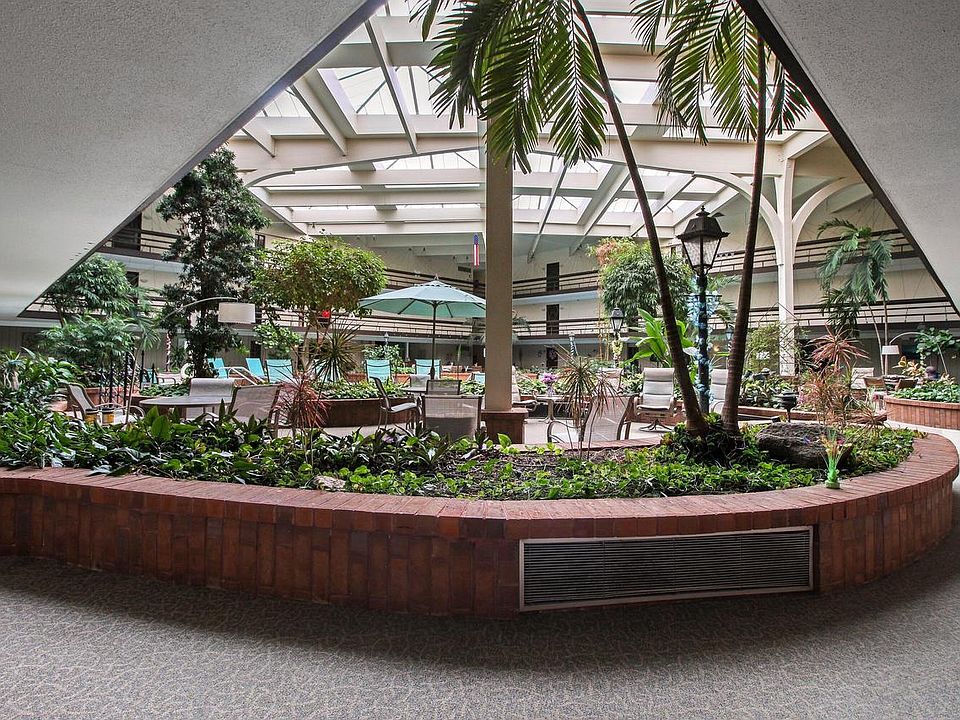 5200 S Tuckaway Blvd UNIT 126, Greenfield, WI 53221 MLS 1837684 Zillow