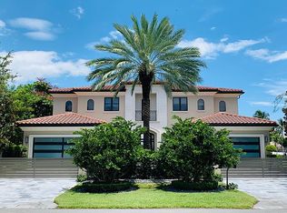 490 Holiday Dr, Hallandale Beach, FL 33009