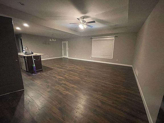 5th image of 4941 Valley Forge Cir