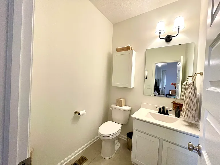 2845 Macpherson Ave #A — Photo 19