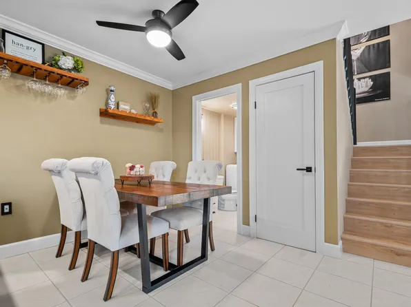 6824 68th Way, West Palm Beach, FL 33409