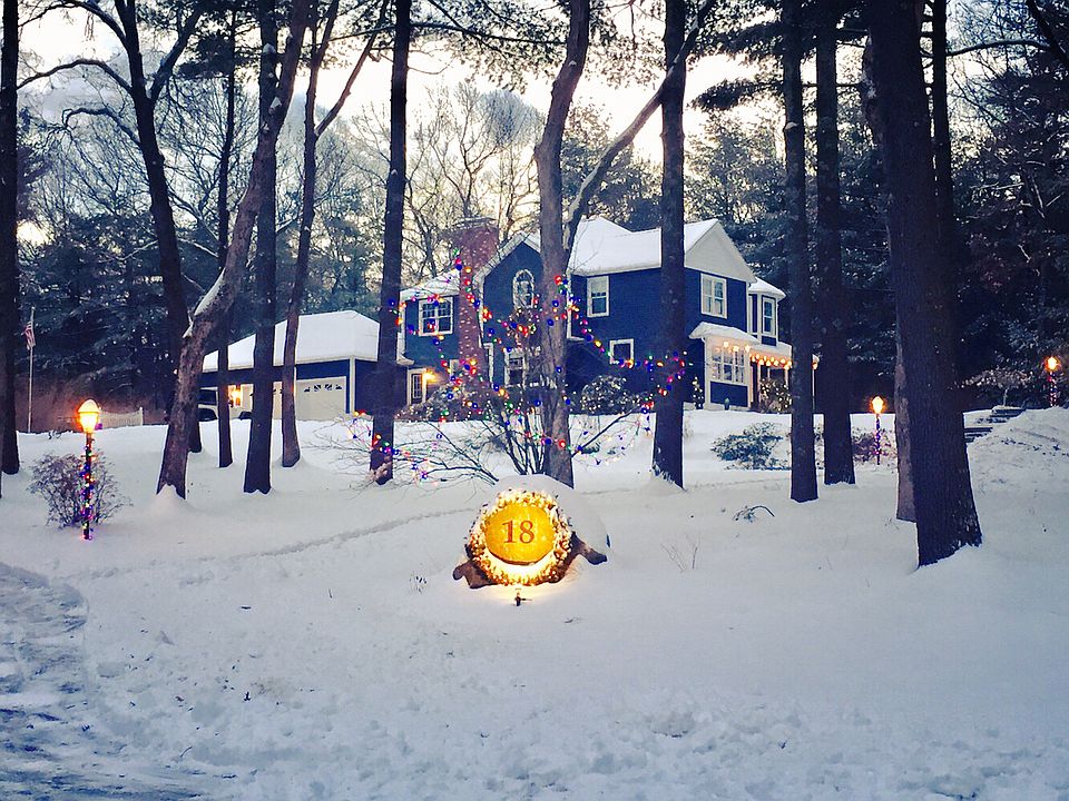 2nd image of 18 Bourget Ct
