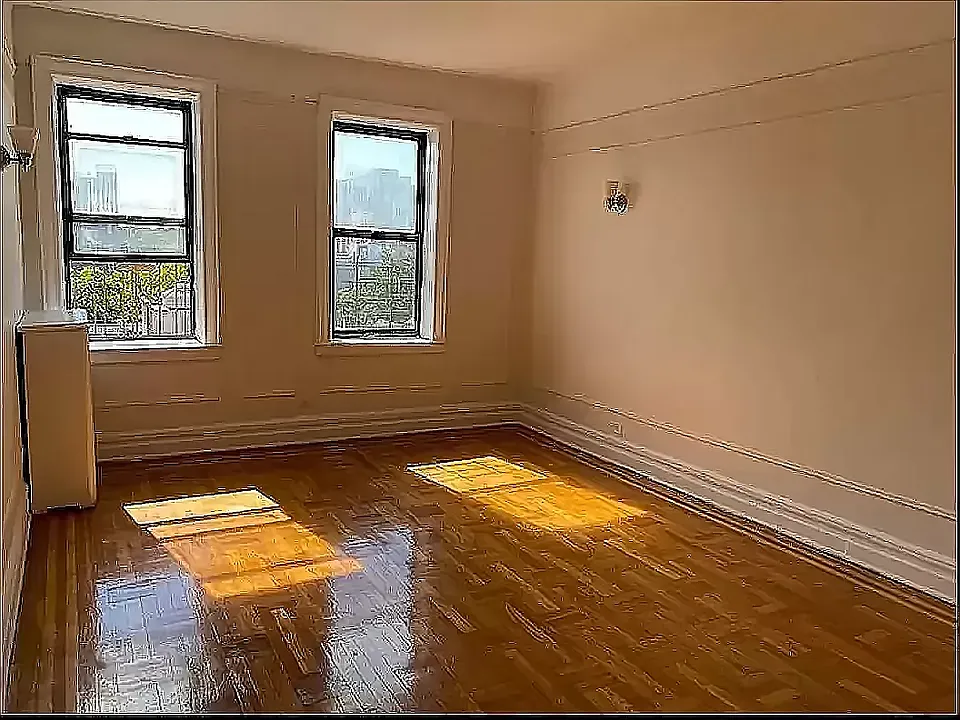 3105 Decatur Ave #33C