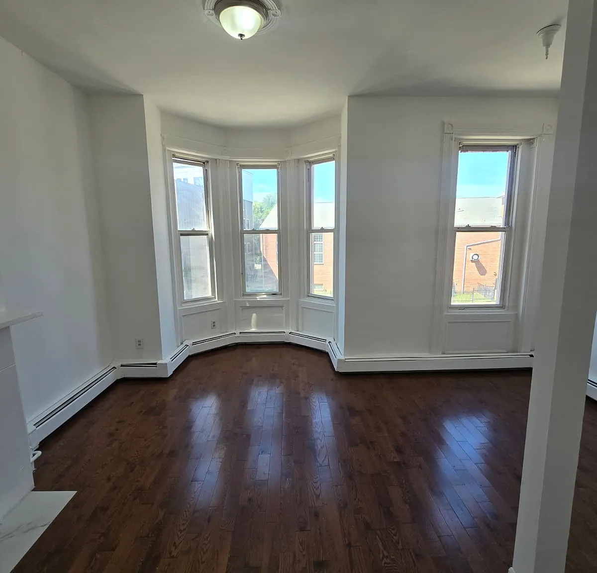 2 bed, $1,950 — Photo 4