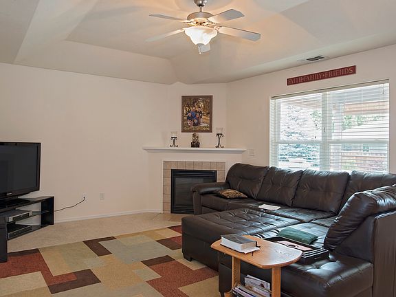 5th image of 1060 Shayla Ln