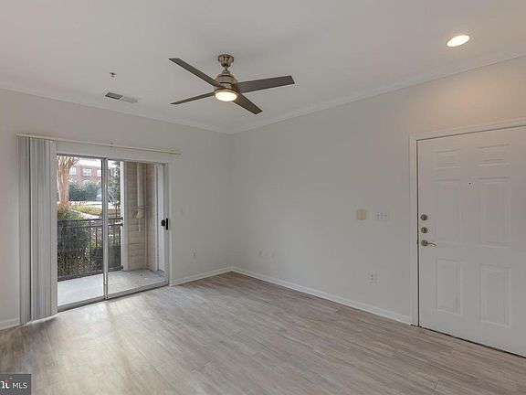 3rd image of 12913 Centre Park Cir APT 111