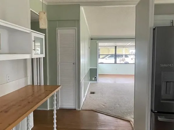 2839 Manatee Rd, Tavares, FL 32778