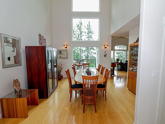 5th image of 2045 S Parkwood Cir