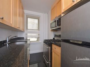 25 E 10th St #4FF, New York, NY 10003
