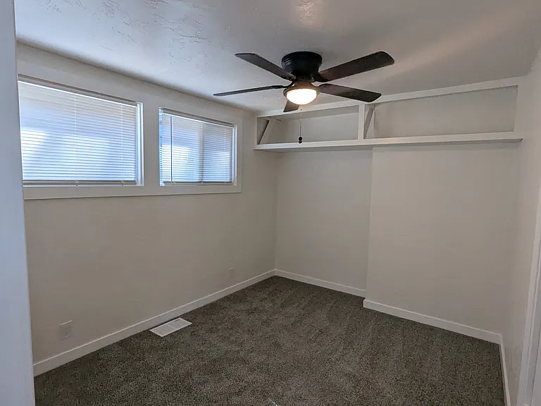 5316 Sandra Ln NE — Photo 16