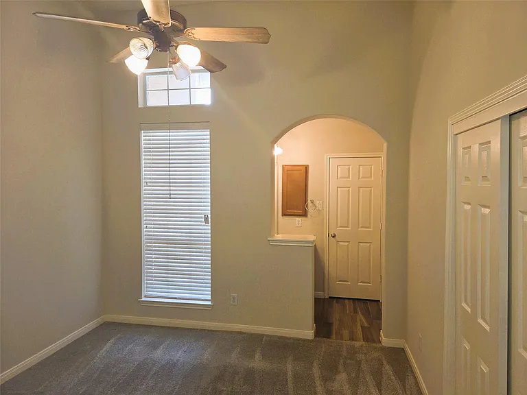13804 Rose Bay Ct — Photo 16