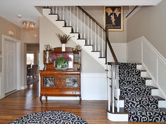 2nd image of 954 Glenridge Avenue