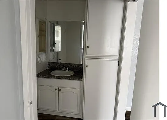 420 Cedar Ave #4 — Photo 6