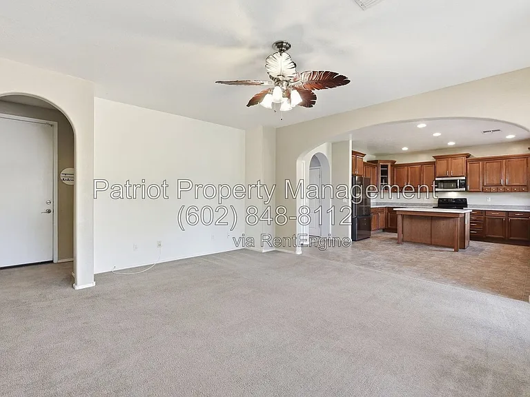 3058 W Eagle Claw Dr — Photo 3
