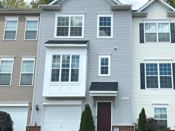 45621 Bethfield Way, California, MD 20619