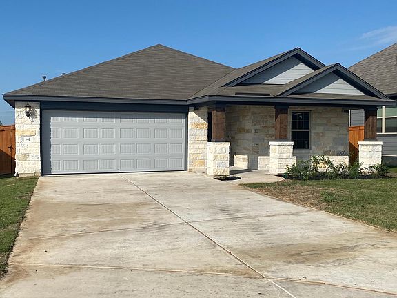 2nd image of 142 Goldfinch Dr