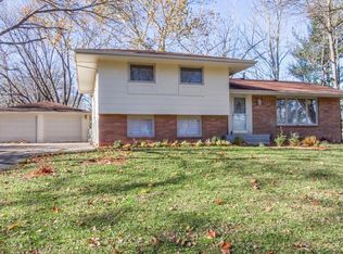4212 Lawnwoods Dr, Des Moines, IA 50310